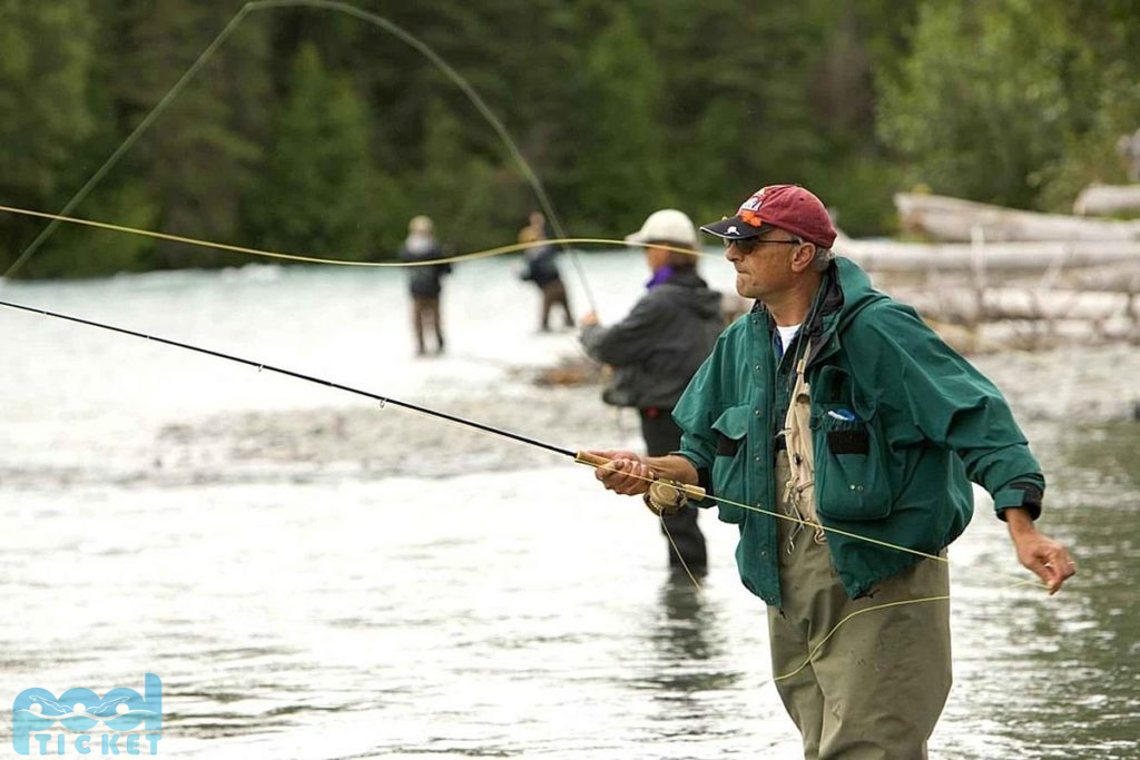 ماهیگیری چیست؟ 4 Men fly fishing
