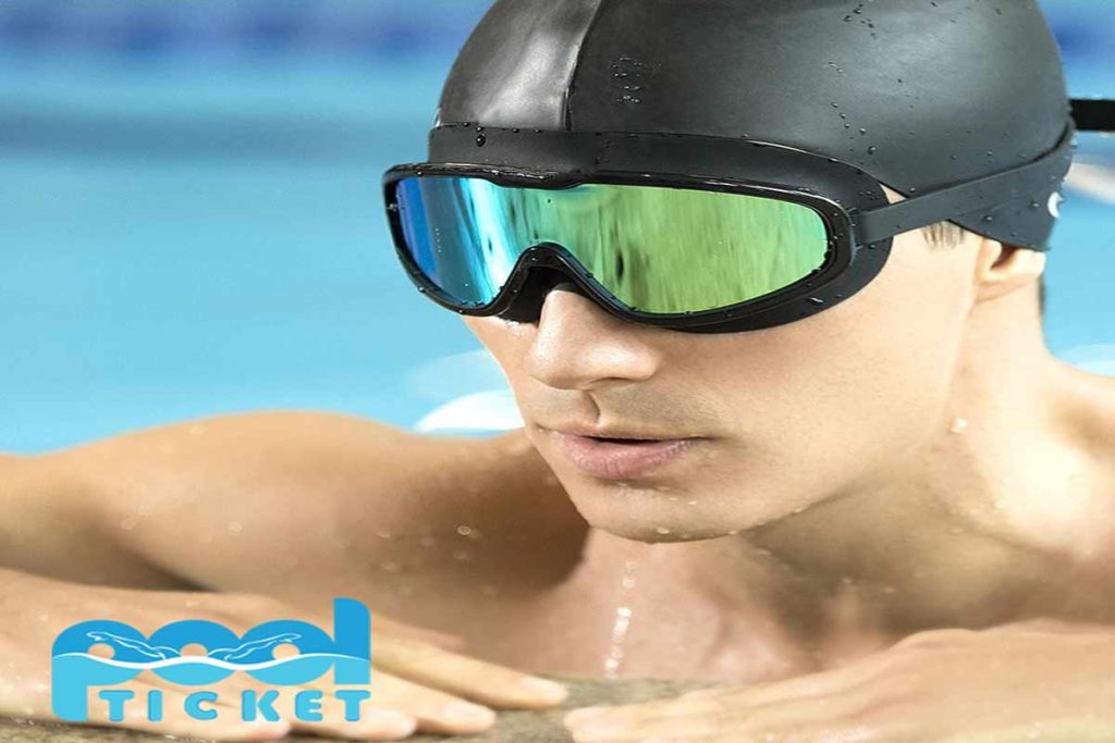 Swimming goggles lens